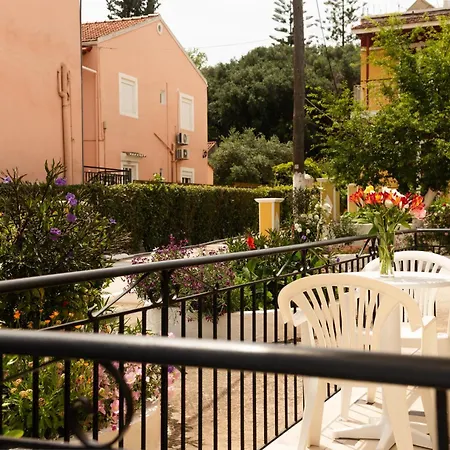 Lägenhet Kates Kávos