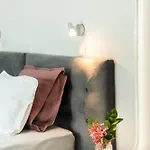 Kates Apartment *